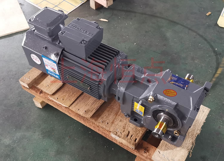 K37系列減速機輸入配變頻電機，輸出雙軸A+B 實物照片